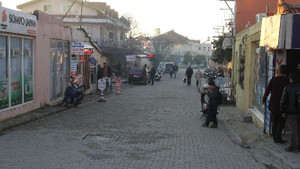 Fethiye’de yolun karşısına geçmek isteyen kadına kamyon çarptı
