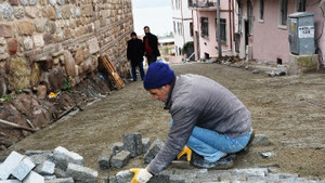 İzmit’te üst yapı çalışmaları sürüyor
