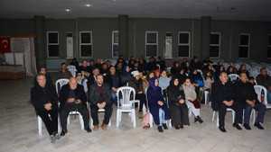 “Medine Müdafaası” isimli tiyatro oyunu Dinar’da sergilendi
