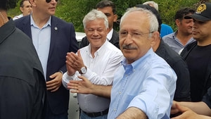 Kılıçdaroğlu'ndan Başkan Acar'a övgü