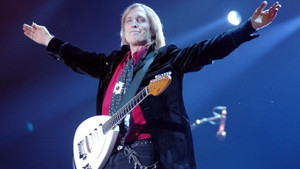 Rock starı Tom Petty, hayatını kaybetti