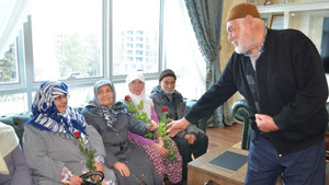 Bir yastıkta yarım asırlık çiftler
