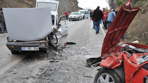 Küçükkuyu’da trafik kazası: 5 yaralı
