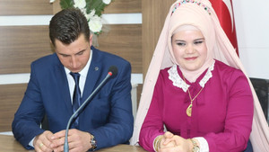 Niğde’de 14 Şubat’ta 11 çift nikah kıydırdı

