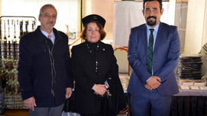 Şehit aileleri ve gaziler Başak Koleji’nin sergisini ziyaret etti
