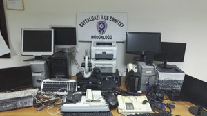 Polis hırsızlık zanlılarını yakaladı
