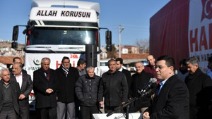 Kepez’den Halep’e 12 tır yardım
