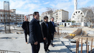 Demirtaş modern meydanına kravuşuyor
