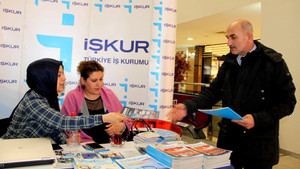 İşkur, Palerium AVM’de bilgilendirme standı
