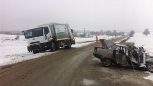Bilecik’te otomobille çöp kamyonu çarpıştı: 1 yaralı
