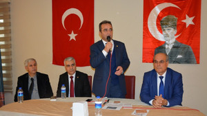 CHP Genel Başkan Yardımcısı Bülent Tezcan, Söke’de partilileriyle buluştu
