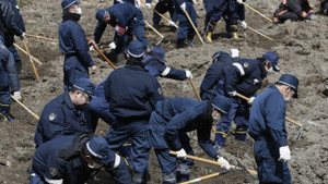 Japonya 2011 Fukuşima depreminde kaybettiklerini andı
