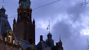 (Özel Haber) Rotterdam’da müslüman belediye başkanından İsrail bayrağı
