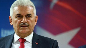 Başbakan Yıldırım eski bakanlarla bir araya geldi