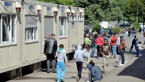 Almanya’da, mülteciler apartman dairelerinde yaşamaya başladı
