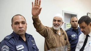 Arap İnsan Hakları Örgütü: “İşgalciler, Şeyh Raid Salah’ı cezaevinde öldürmek isteyebilir”
