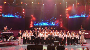 Kayahan, festivalde şarkılarıyla anıldı