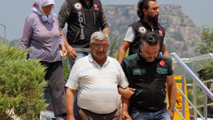 Polisten esrar operasyonu