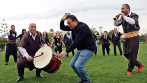 Mahmut Tuncer’in halay capsleri gerçek oldu
