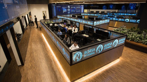 Borsa rekorlu haftayı rekorla tamamladı
