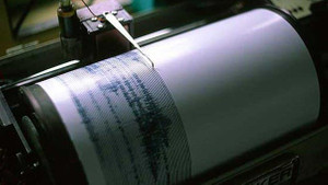 Emet’te korkutan deprem