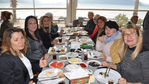 Marmaris’te Kadın Müdürler kahvaltıda buluştu