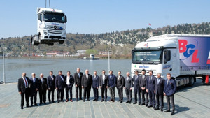 Mercedes-Benz Türk’ten 500 adetlik kamyon teslimatı
