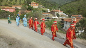 Köyde mehteranlı düğün
