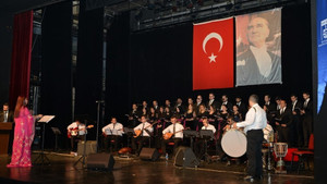 Kocaeli’de Türk Halk Müziği’nin eserleri seslendirildi
