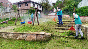 İzmit Belediyesi’nden köy parklarında onarım çalışması
