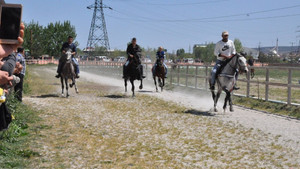 Kütahya’da ’Rahvan at yarışları’ ilgi gördü
