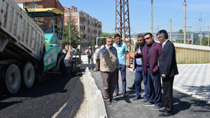 Şenkal caddesi’nde asfaltlama çalışmaları başladı
