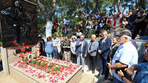 Ali Ekber Çiçek mezarı başında anıldı
