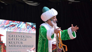 Nasreddin Hoca sahnede
