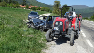 Domaniç’te trafik kazası: 2 yaralı
