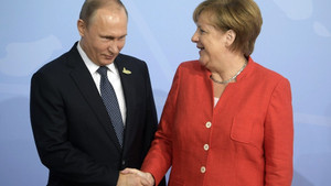 Putin ve Merkel, İran nükleer krizini görüştü