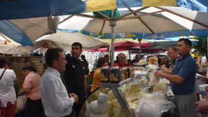 Güre Pazarı son kez sokakta kuruldu
