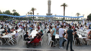 TÜMSİAD’tan 2 bin kişilik iftar yemeği
