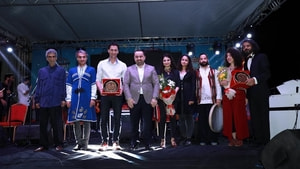 Fatsa’da Bekir Aksoy ve İrsel Çivit orkestrasından konser
