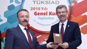 Başkan Akay, TUKSİAD Genel Kurulunda Kayseri Şeker’in başarısını anlattı
