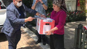 İYİ Parti Marmaris İlçe Başkanlığı Ramazan Kolisi Dağıttı