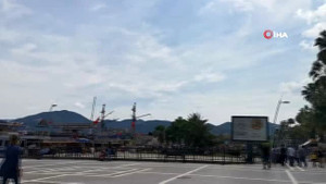 Marmaris'te çocuklar, denizin ve parkların tadını çıkardı