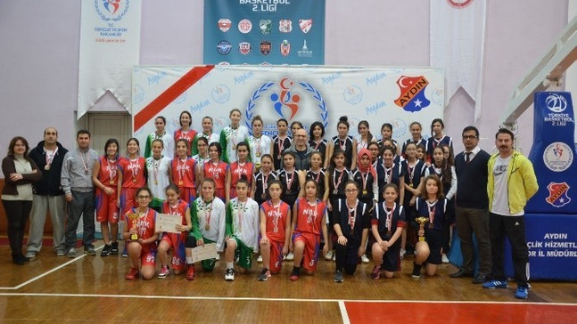 Yıldızlar basketbol müsabakaları tamamlandı
