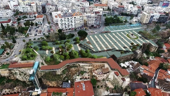 Cumhuriyet Meydanı yaza yenilenen yüzüyle girecek
