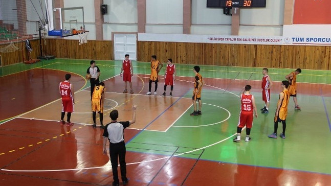 U16 Erkekler basketbol kulüp maçları devam ediyor
