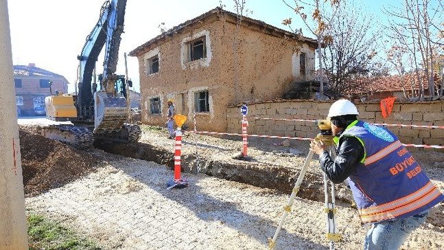 Çivril Irgıllı Mahallesi’nde alt yapı çalışması
