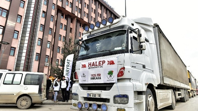 Tırlar Halepli mazlumlar için yola çıktı
