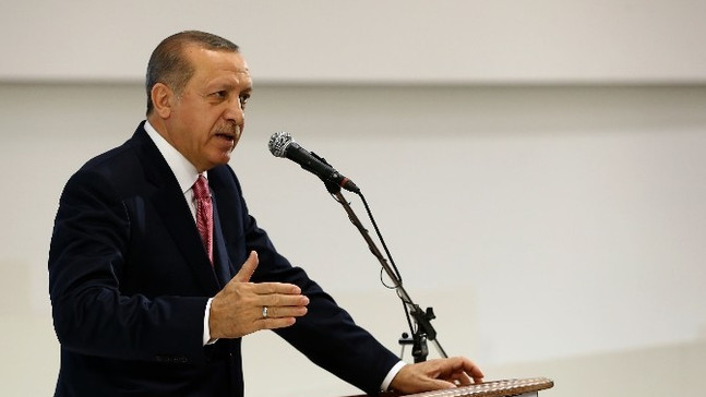 Erdoğan: “Büyükelçiliğimiz tarafından tanınmayan iş adamları derneklerine itibar etmeyin”
