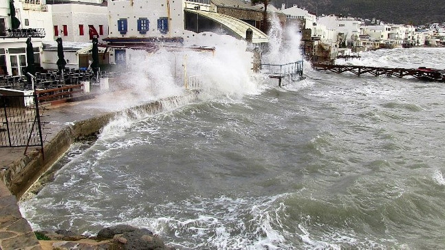 Bodrum’u fırtına vurdu
