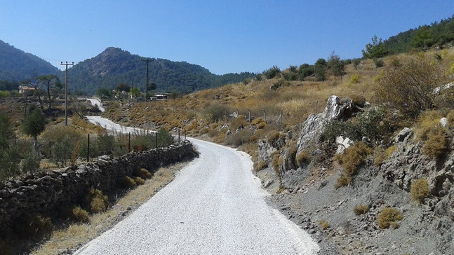 Kırsal Mahallelere 56.840 Metre yol 